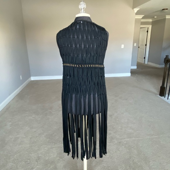 Knitted Fringed Gillette Top - Picture 2 of 3